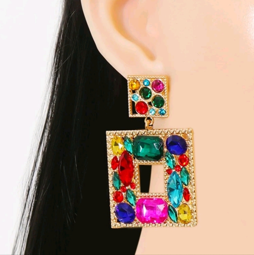 Luxe Prism Square Drop Earrings - Picture 3 of 6